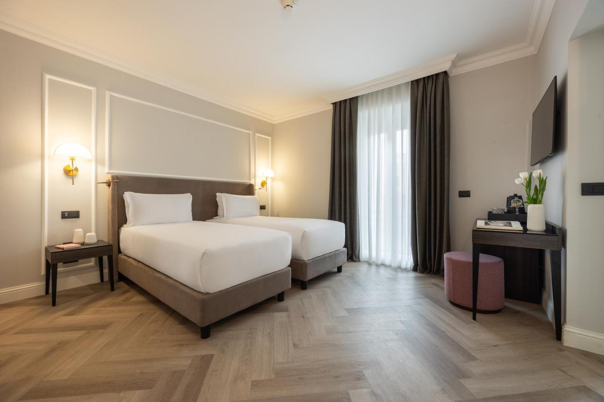 Hotel Bh Rom