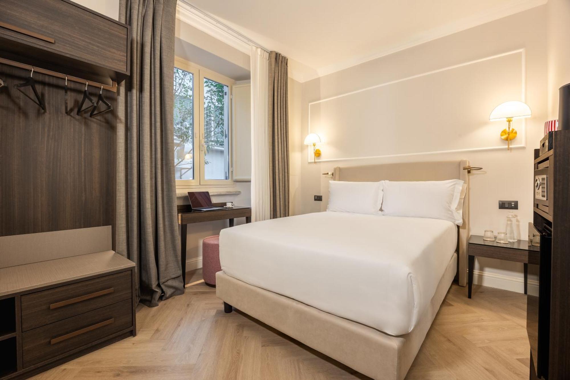Bh Hotel