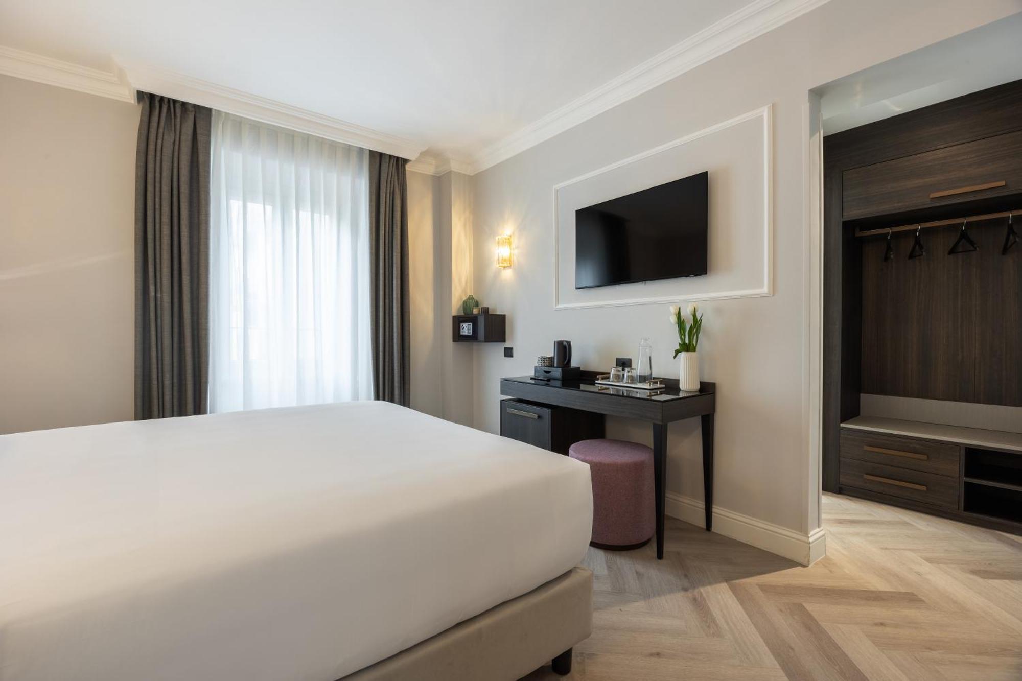 Hotel Bh